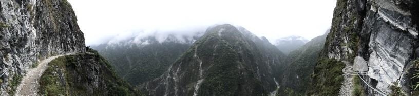 台灣花蓮太魯閣國家公園 ~ 錐麓古道 (錐麓吊橋>巴達岡駐在所>斷崖駐在所>巴達岡駐在所>錐麓吊橋) 台灣花蓮太魯閣國家公園 ~ 錐麓古道 (錐麓吊橋>巴達岡駐在所>斷崖駐在所>巴達岡駐在所>錐麓吊橋)