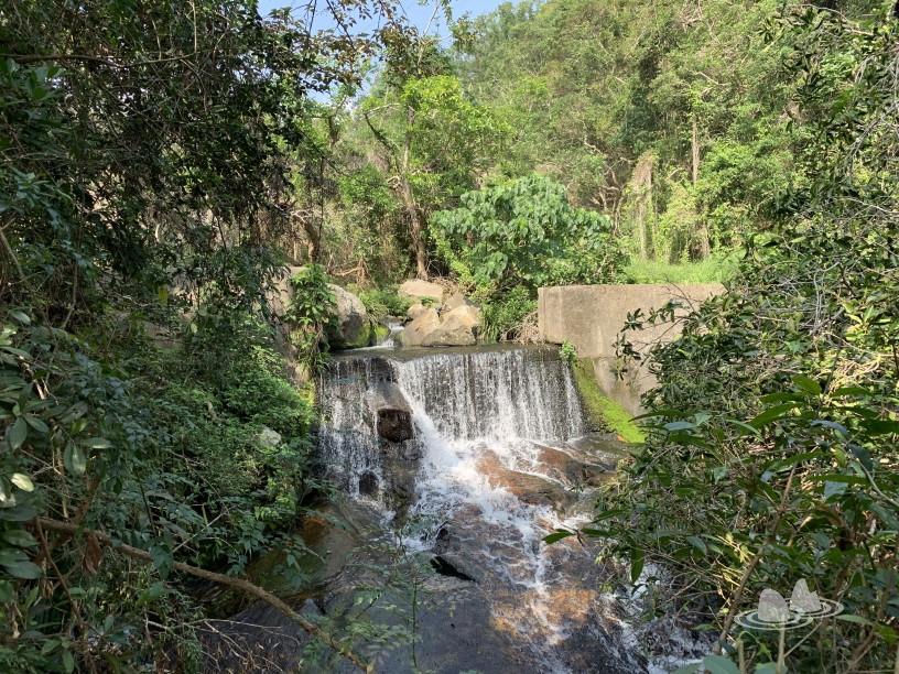 將軍澳村>將軍澳上村>小夏威夷徑>小夏威夷瀑布>寶坑徑>寶琳港鐵站 將軍澳村>將軍澳上村>小夏威夷徑>小夏威夷瀑布>寶坑徑>寶琳港鐵站